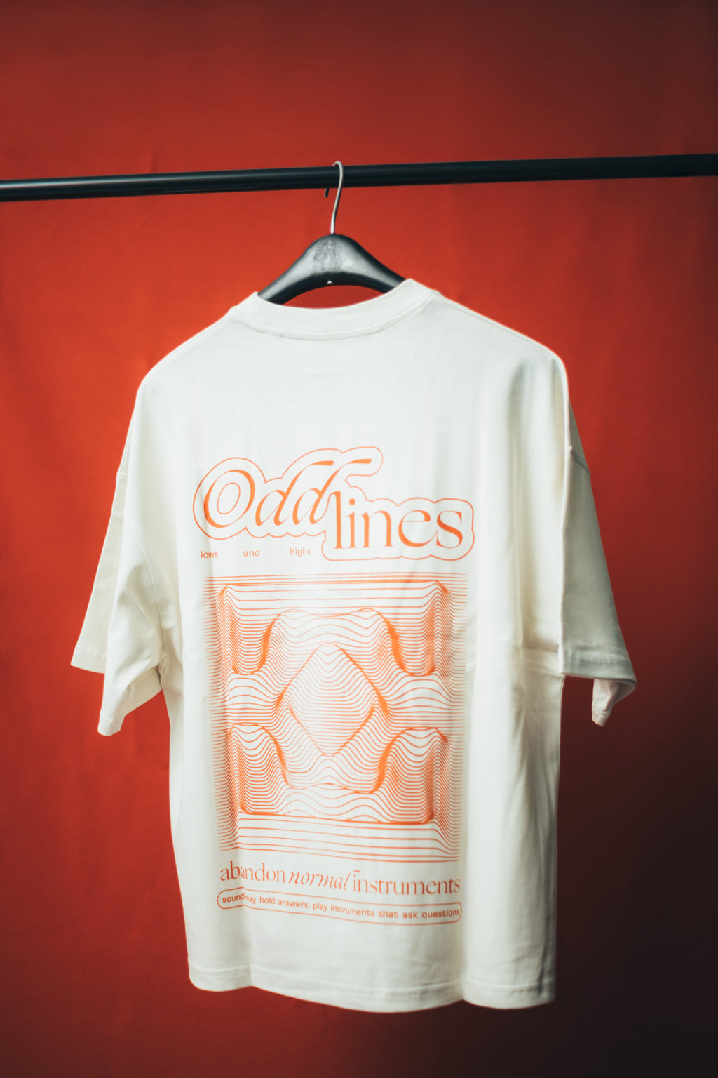 T-shirt 'Odd Lines'